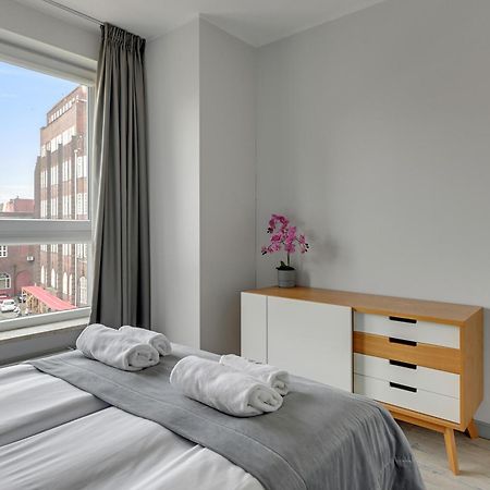 Bastion Walowa City Center & Parking By Downtown Apartments Gdańsk Exteriör bild
