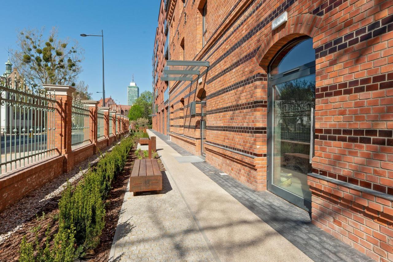 Bastion Walowa City Center & Parking By Downtown Apartments Gdańsk Exteriör bild