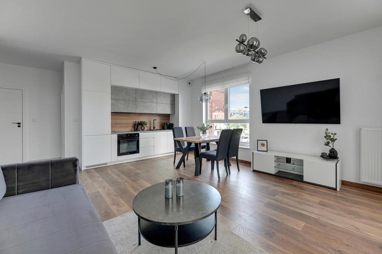 Bastion Walowa City Center & Parking By Downtown Apartments Gdańsk Exteriör bild
