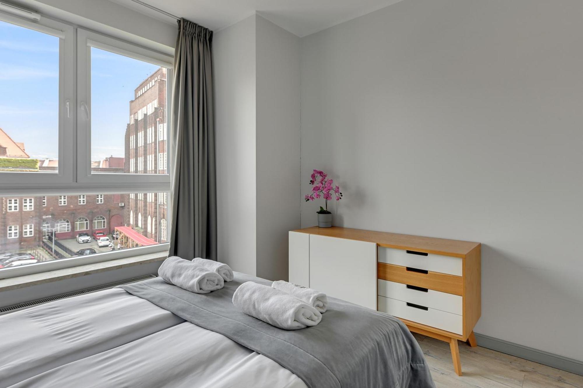 Bastion Walowa City Center & Parking By Downtown Apartments Gdańsk Exteriör bild